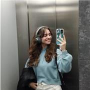 Profesora titulada en Educación Infantil, pero con experiencia en todo tipo de edades.